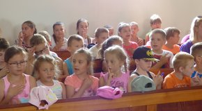 Kép: Egy teljes hét bibliai történetekkel és sok játékkal