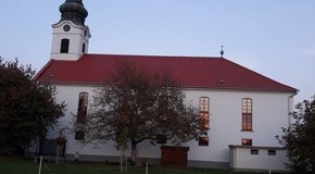 Kép: Ékes dísze lett Negyednek a felújított református templom