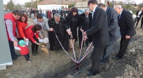 Kép: A hithez bátorság kell - Letették az egyházi bölcsőde alapkövét Bátorkeszin