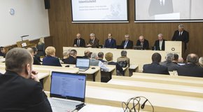 Kép: Ülésezett a Zsinat